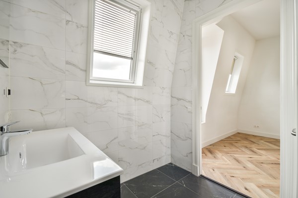 Medium property photo - Tweede Constantijn Huygensstraat 52-4, 1054 CV Amsterdam